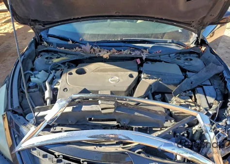 2014 Nissan Altima 2.5 from USA, damaged, VIN 1N4AL3AP2EC100010